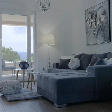 King And Queen Povile