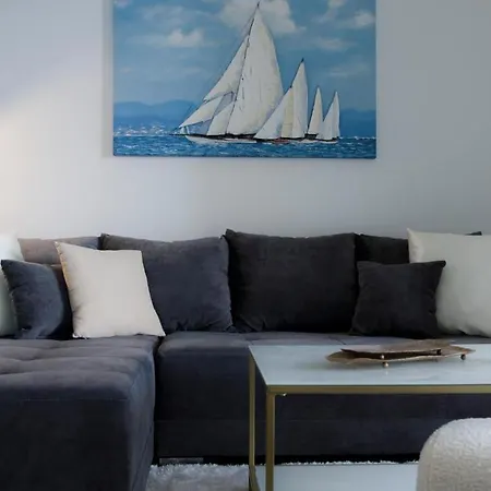 Apartament King And Queen Povile