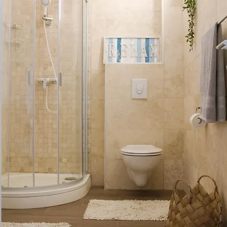 Apartament King And Queen Povile