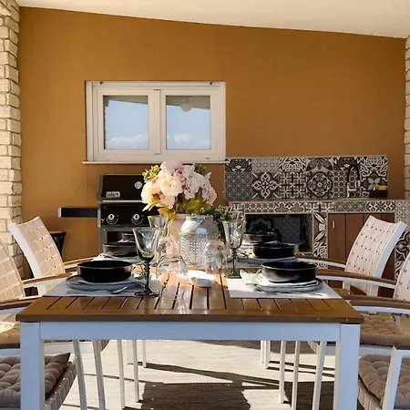 Apartament King And Queen Povile