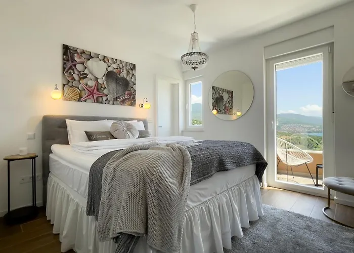 King And Queen Apartment Povile